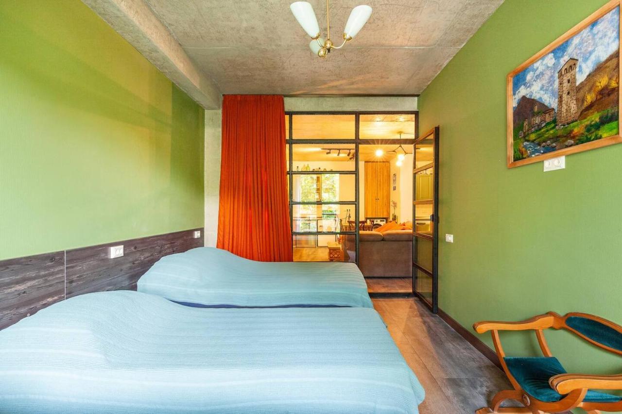 Veli Group Apartment Near White Bridge ° Kutaisi Exteriér fotografie